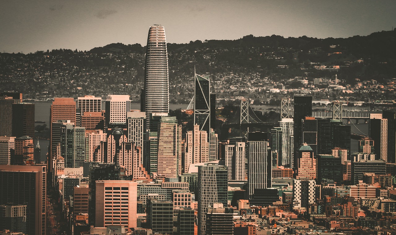 见不一的现 见不一的现